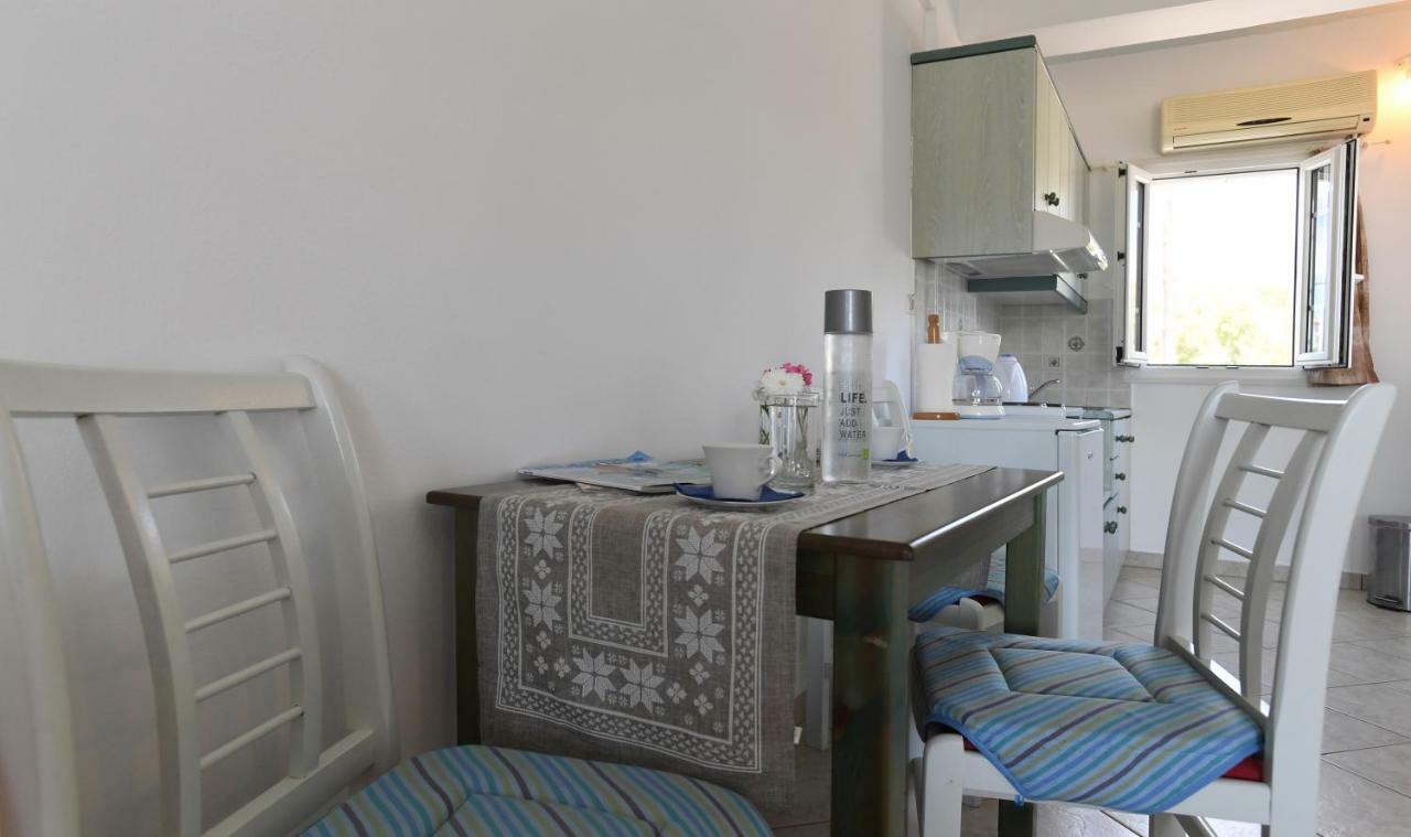 Nostos Beachfront Apartments & Studios Agios Ioannis  Exterior photo